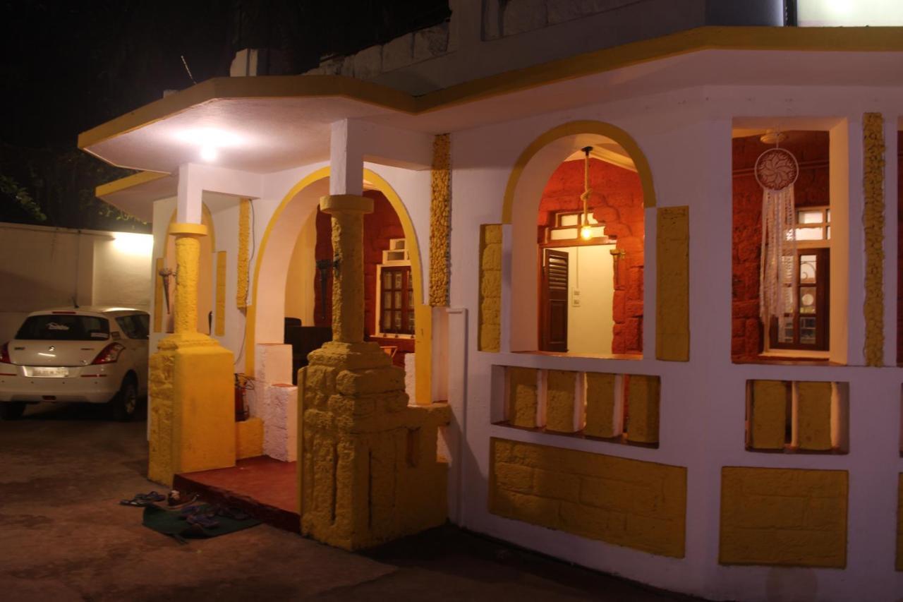 קלנגוטה Aerostel - Backpacker'S Hostel In Goa מראה חיצוני תמונה
